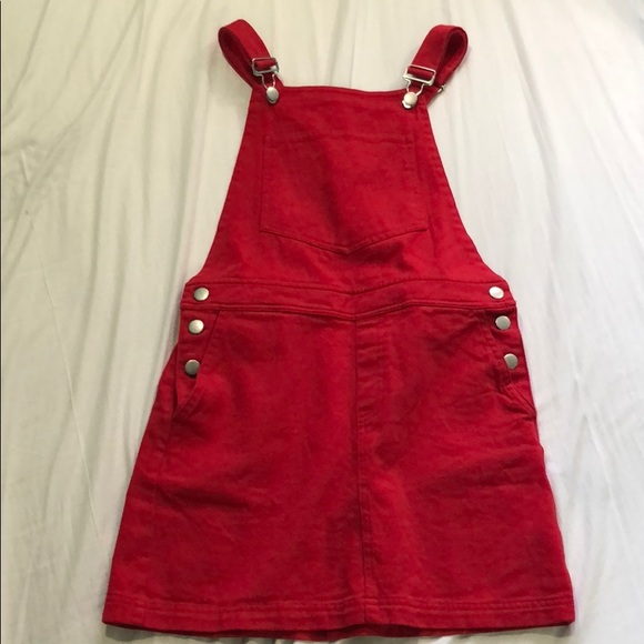 SOLD || REPOSH - NEW red overalls forever 21 - Picture 4 of 13